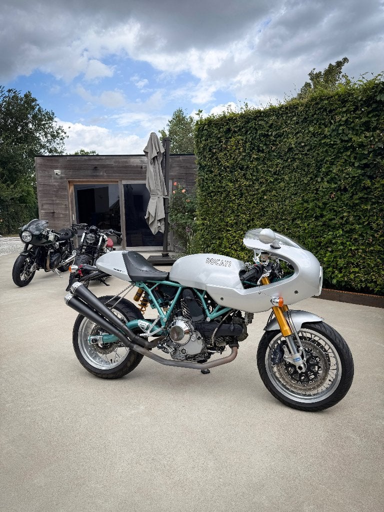 Motoren Ducati, 2 cilinders, Occasion, Motorrijbewijs A, 992 cc