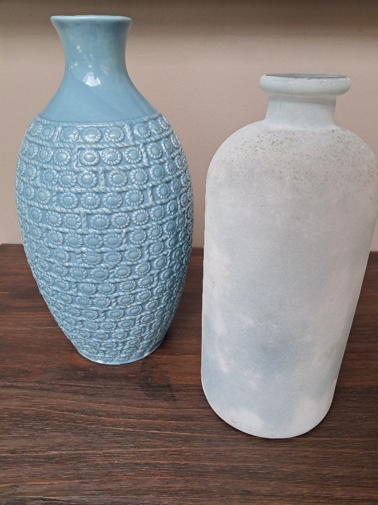 GRATIS 2 stijlvolle vazen, Maison & Meubles, Accessoires pour la Maison | Vases, Enlèvement ou Envoi, Utilisé, Bleu, Verre