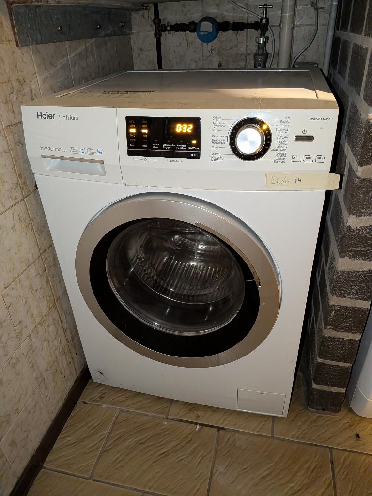 Haier HW90-BP14636, 1200 à 1600 tours, Classe énergétique A ou plus économe, Chargeur frontal, Enlèvement