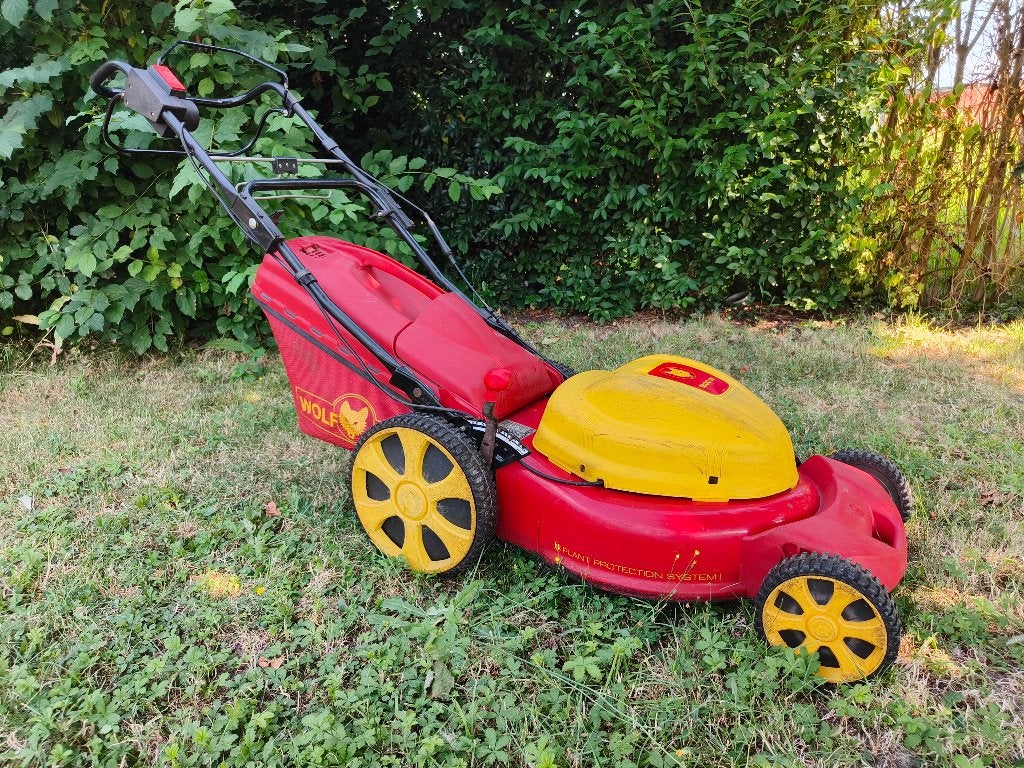 elektrische grasmachine Wolf-Garten zelftrekker 48 cm, Tuin en Terras, Grasmaaiers, Ophalen, Cirkelmaaier, Zo goed als nieuw, Opvangbak