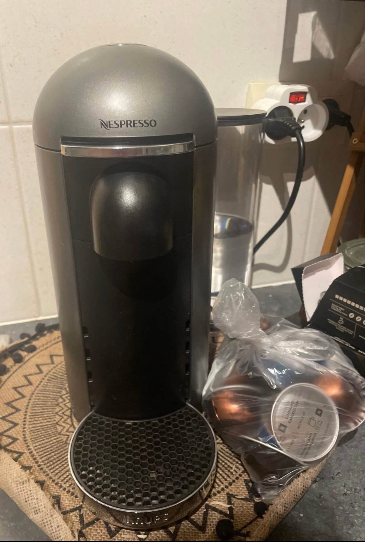 Nespresso vertuo, Enlèvement, Comme neuf