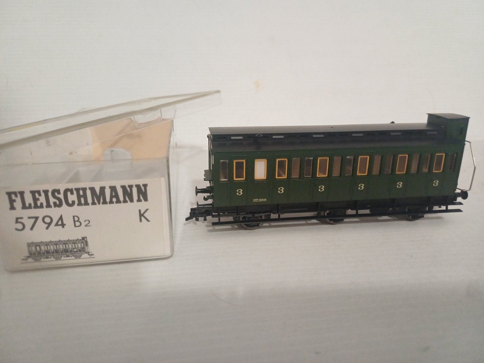 Fleischmann NMBS 3-as rijtuig, Gelijkstroom, Fleischmann, Wagon, Ophalen of Verzenden