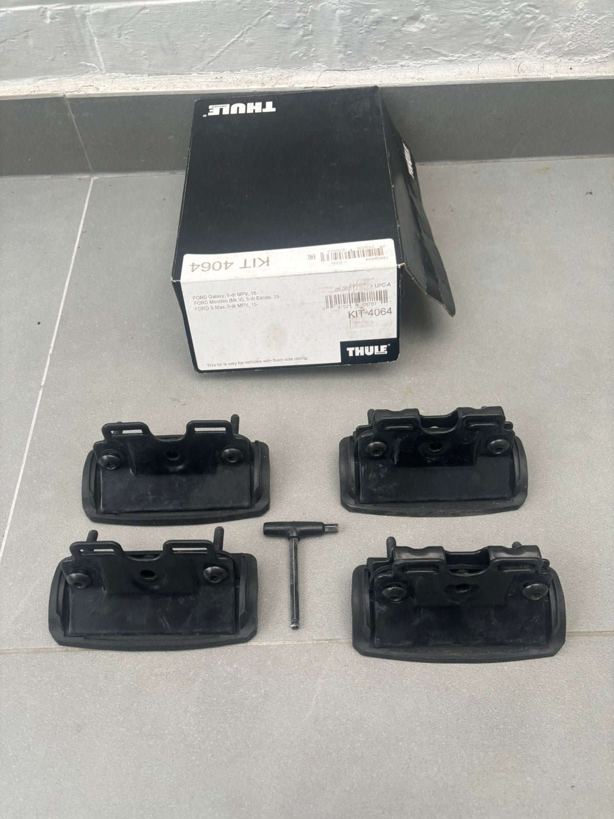 Thule kit 4064 voor Ford Galaxy en S-Max, Auto diversen, Dakdragers, Ophalen, Zo goed als nieuw