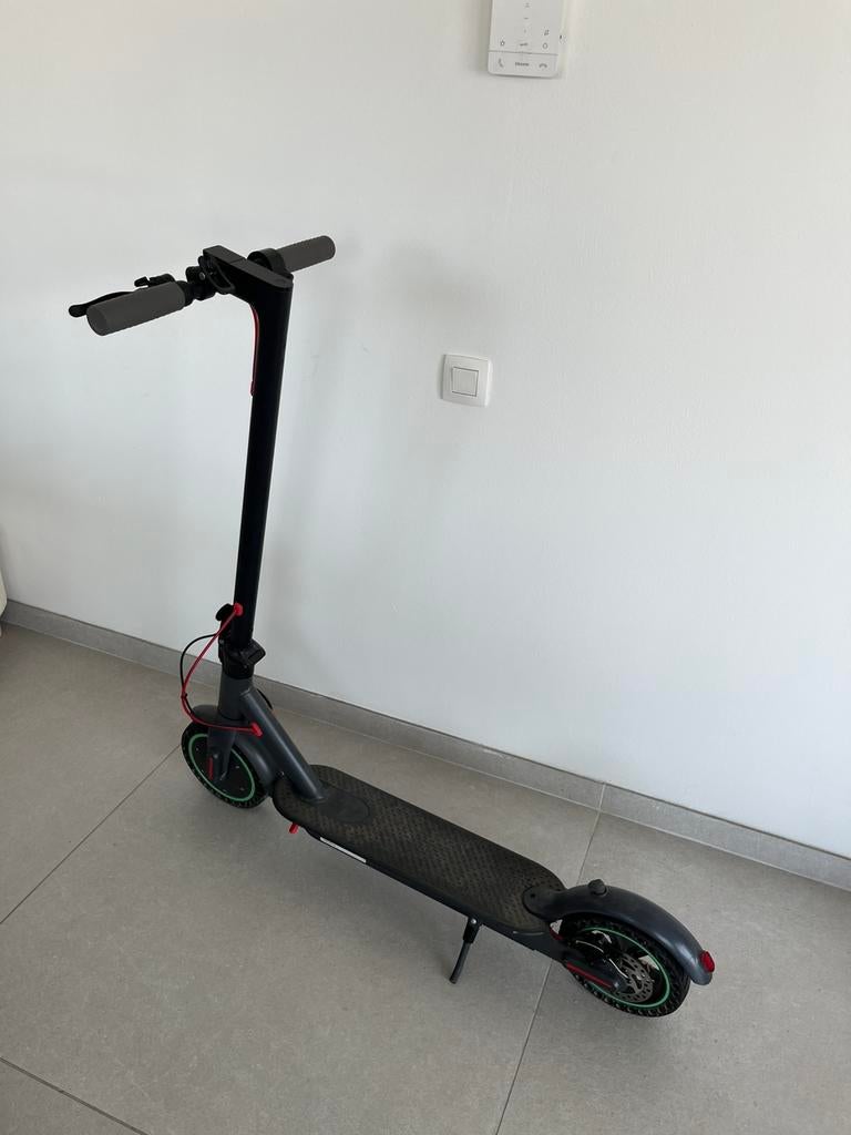 Elektrische step, Fietsen en Brommers, Steps, Ophalen, Zo goed als nieuw