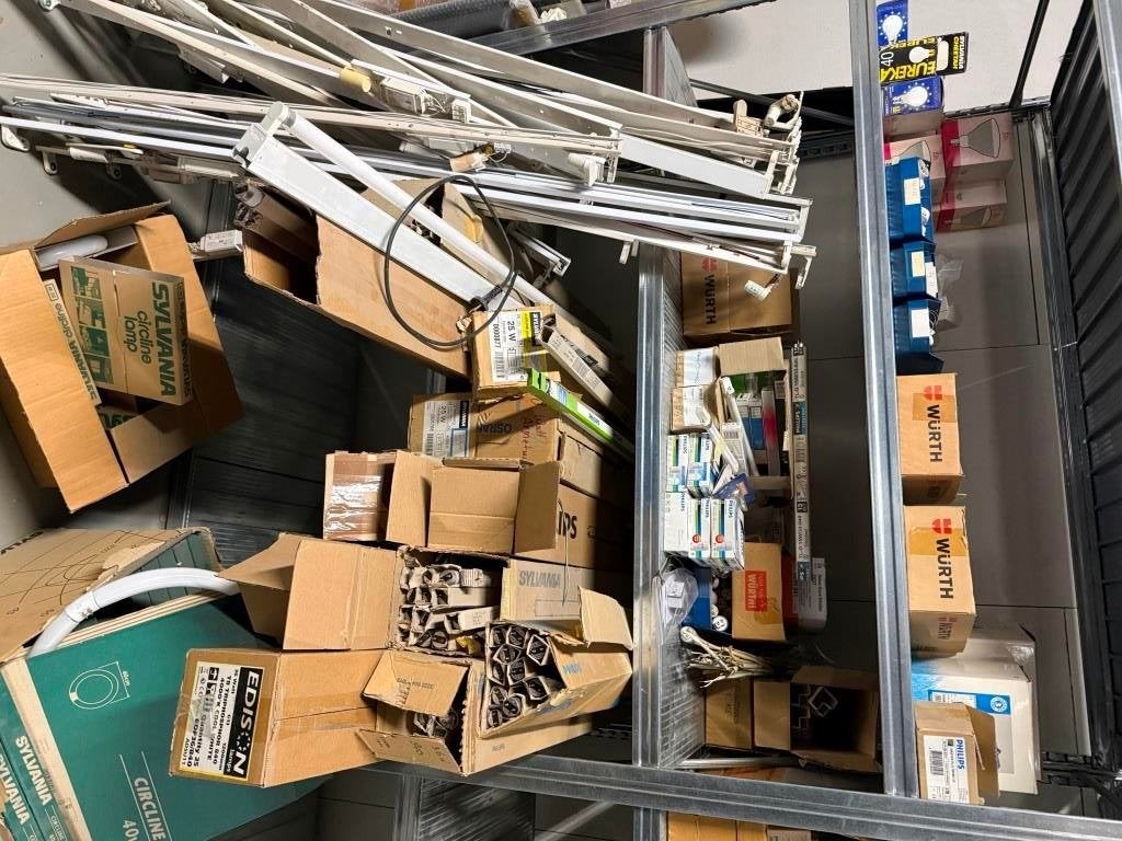 Partij TL,  armaturen, starter, VSA, gloeilampen, Overige fittingen, Zo goed als nieuw, Daglicht, Philips