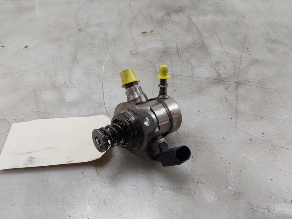 POMPE CARBURANT MECANIQUE Volkswagen Golf VIII (CD1), Volkswagen, Utilisé, Lisa.Scalzo@aptiv.com, Aptiv PLC