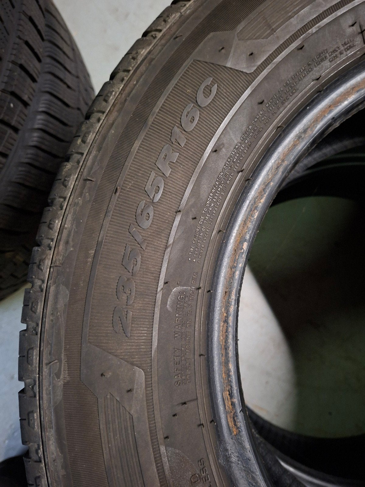 235/65/16 nexen, Ophalen, 16 inch, 235 mm, Band(en)
