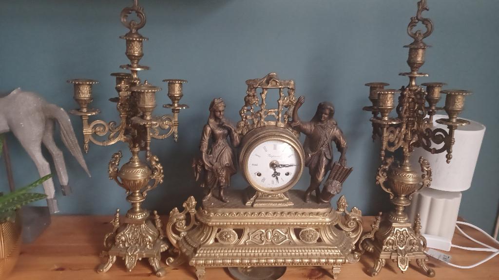 Antieke klok + 2 kandelaars koper, Antiek en Kunst, Ophalen
