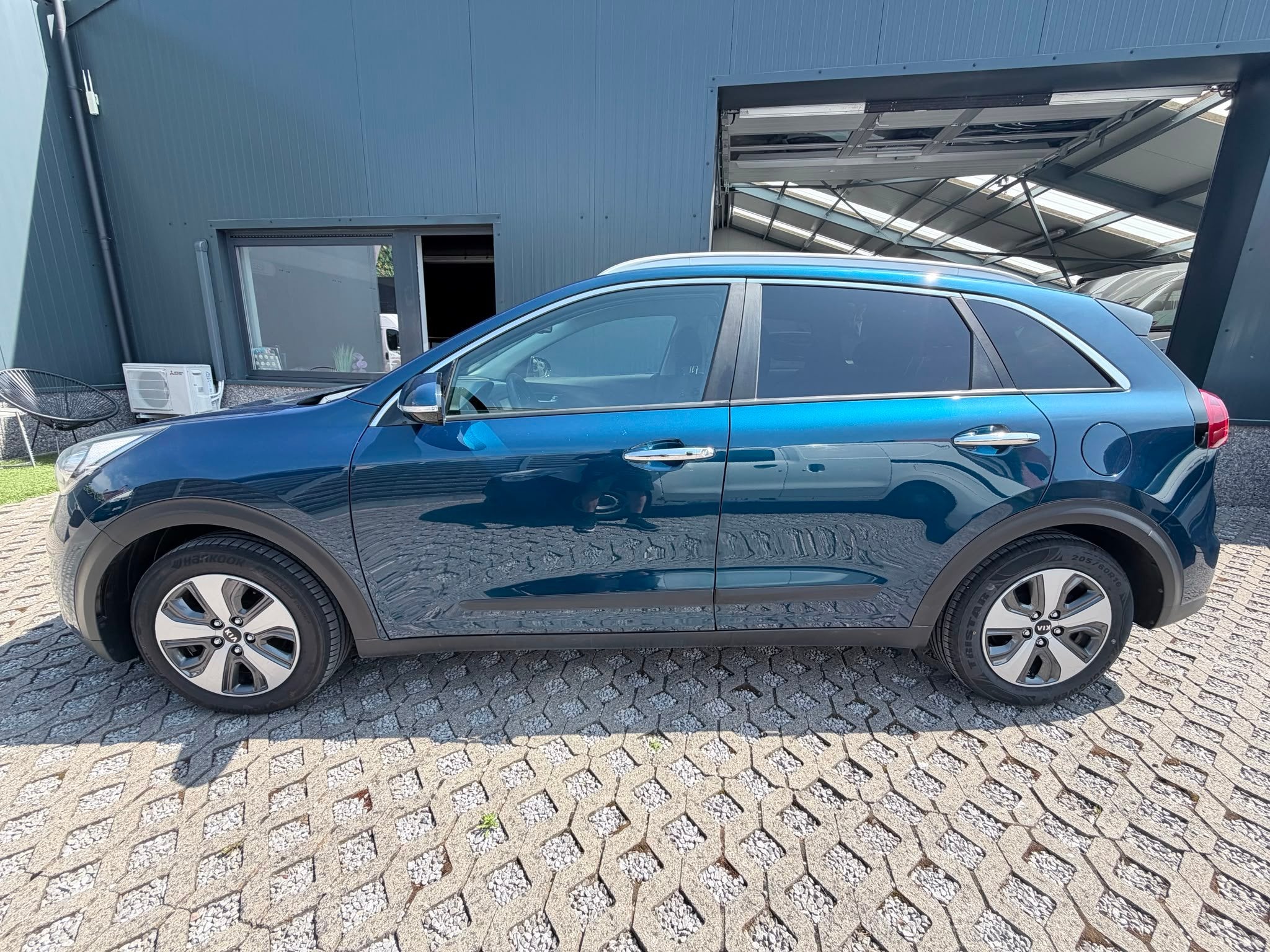 Kia Niro Benzine/Hybride - Automaat, Auto's, 105 pk, Gebruikt, 4 cilinders, Bedrijf