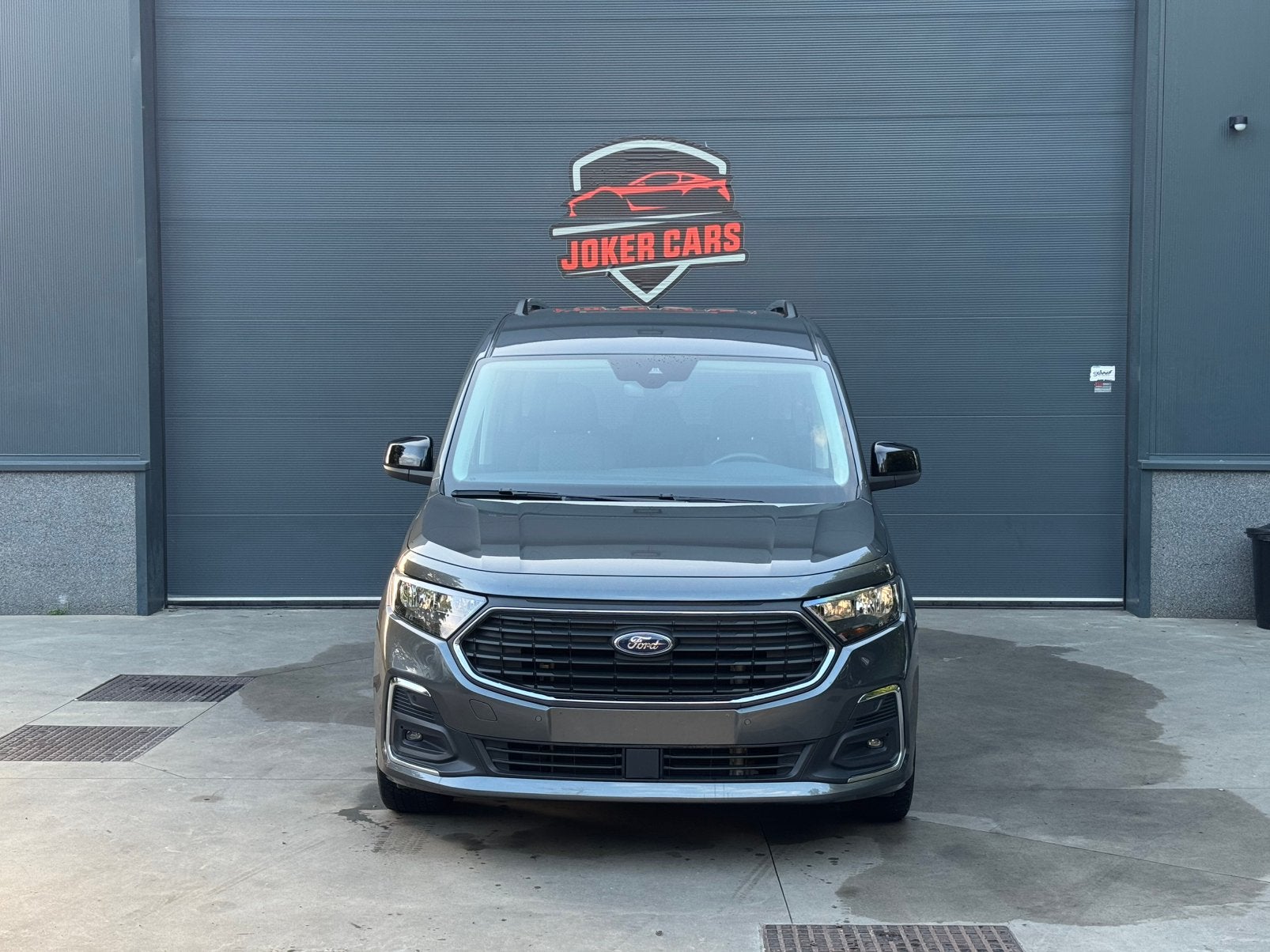 Ford Tourneo Connect 1.5 Automaat CarPlay Camera Trekhaak, Auto's, Ford, Dealer onderhouden, 1498 cc, Euro 6, 4 cilinders