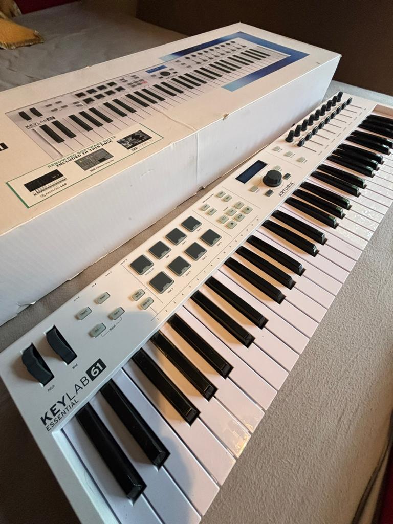 Arturio keylab 61, Ophalen of Verzenden, Zo goed als nieuw