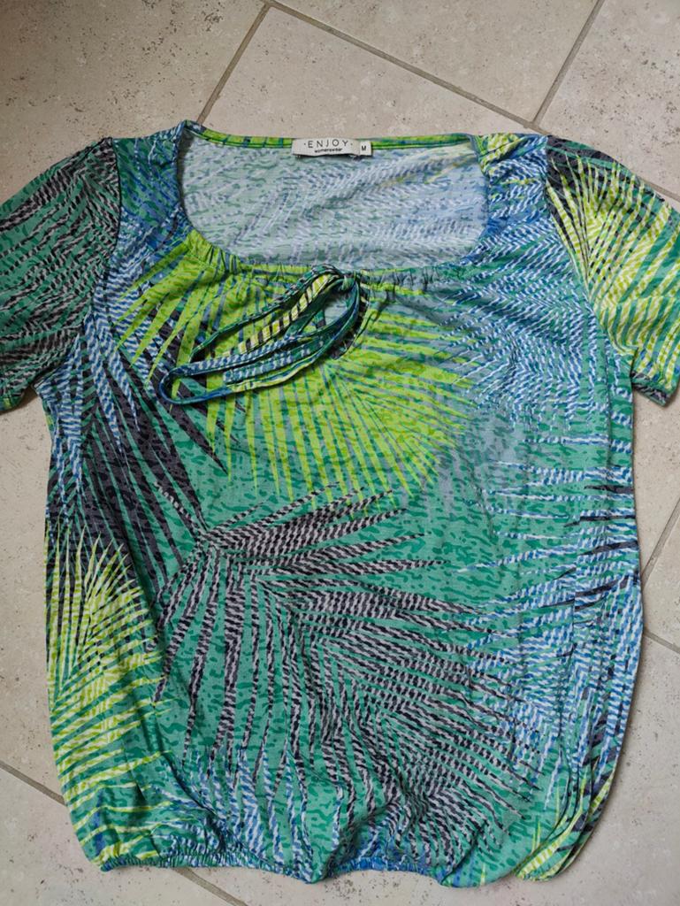 T-shirt maat M, Kleding | Dames, T-shirts, Ophalen of Verzenden, Maat 38/40 (M)
