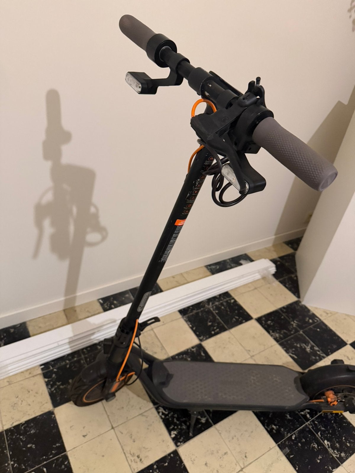 Elektronische step, Audio, Tv en Foto, Optische apparatuur | Telescopen, Ophalen, Zo goed als nieuw