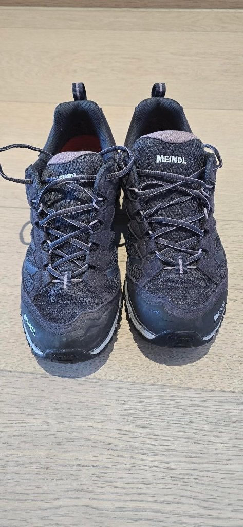 meindl wandelschoenen laag , UK maat 5 , maat 38, Meindl, Zo goed als nieuw, Grijs, Wandelschoenen