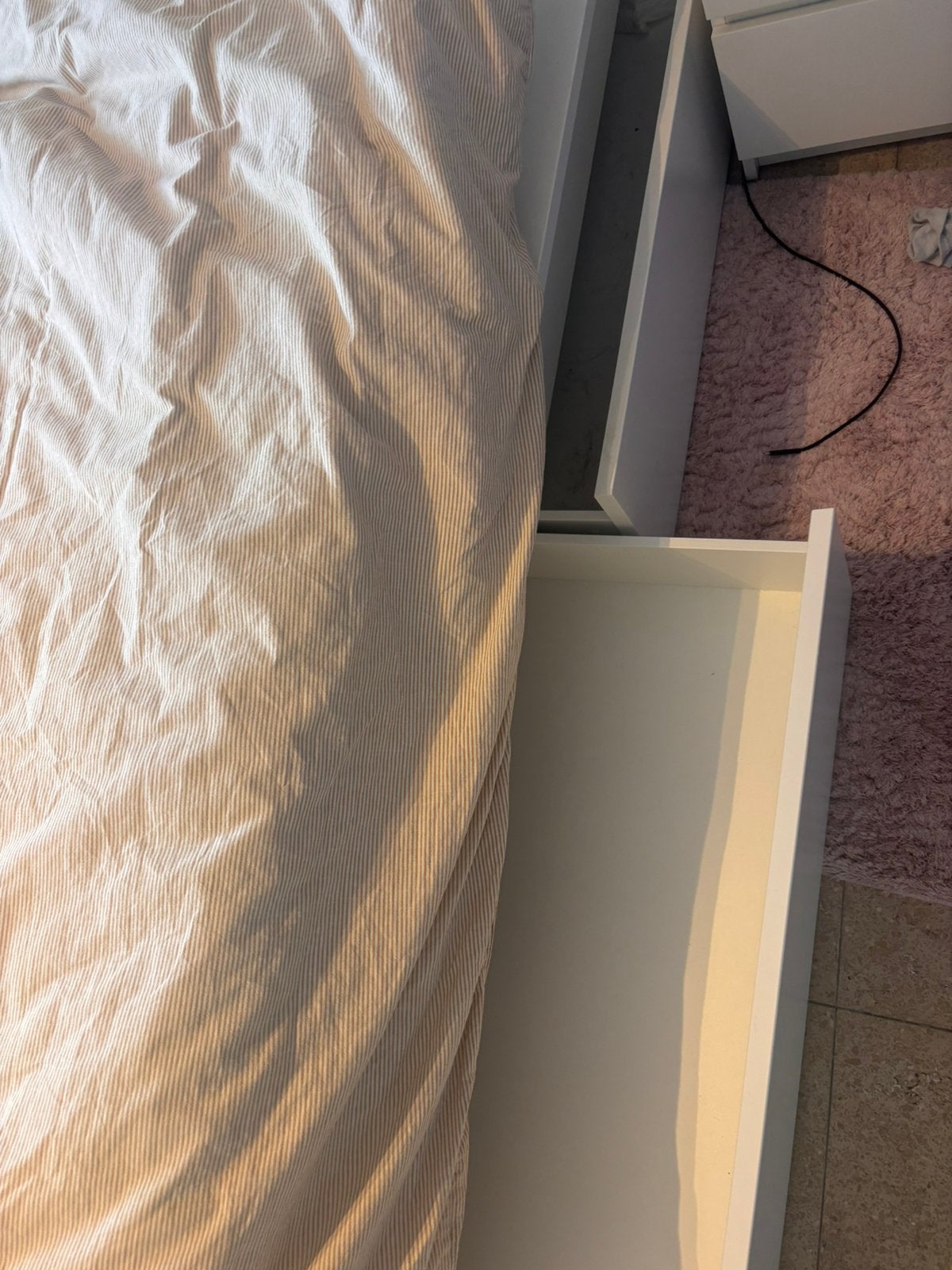 Lit pour 2 personnes avec matelas Malm Ikea, Maison & Meubles, Enlèvement
