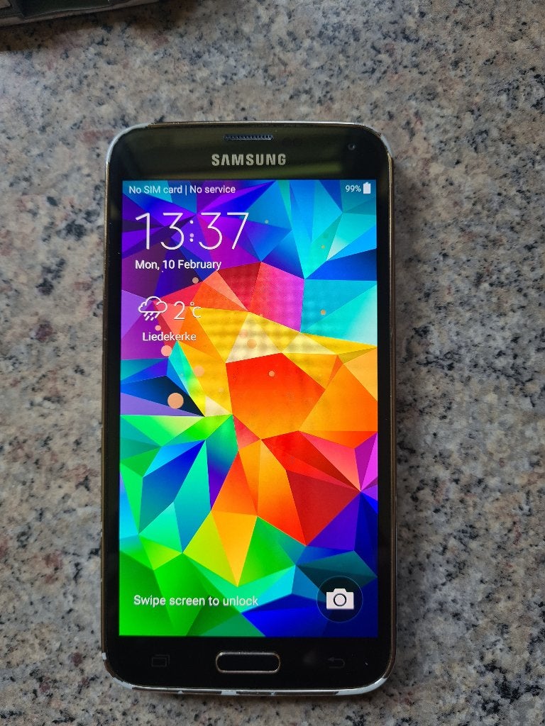 gsm, Télécoms, Téléphonie mobile | Samsung, Avec simlock (verrouillage SIM), Autres modèles, Autres couleurs, 3 à 6 mégapixels