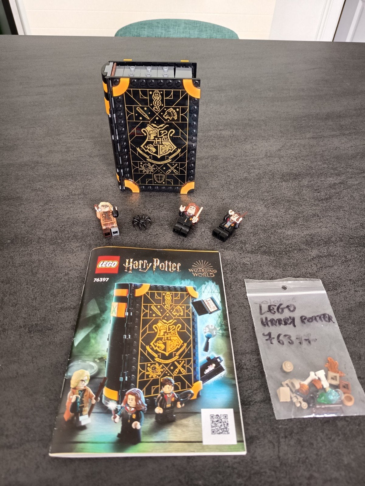 Lego Harry Potter - Zweinstein boek verweerles nr 76397, Pièces supplémentaires incluses, Lego, Ensemble complet, Harry Potter