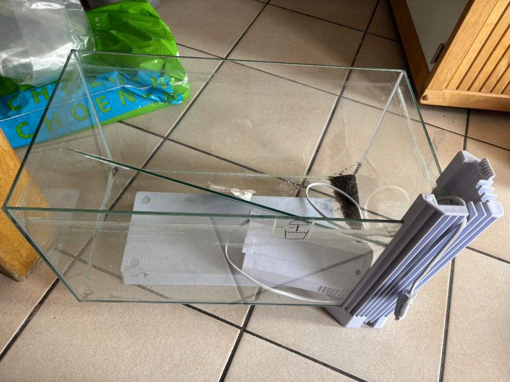 Aquarium superfish 30 litre, Animaux & Accessoires, Aquarium vide, Enlèvement, Utilisé, Superfish