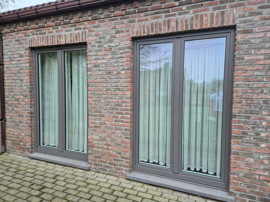 Rideaux impeccables pour 3 doubles fenêtres