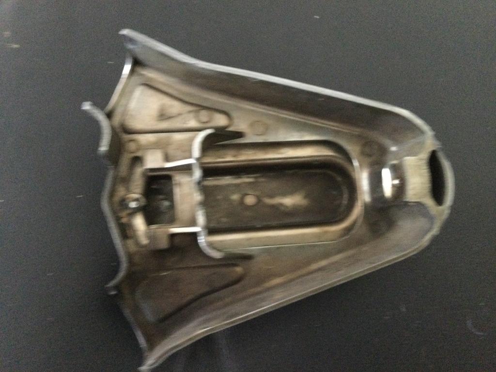Ik  zoek dit onderdeel voor mijn Harley-Davidson Fatboy, Ophalen of Verzenden, Zo goed als nieuw