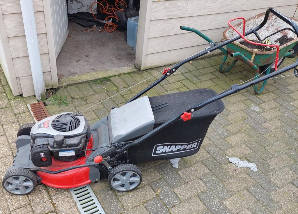 grasmachine, Ophalen, Zo goed als nieuw, Benzine-grasmaaier, 30 t/m 39 cm