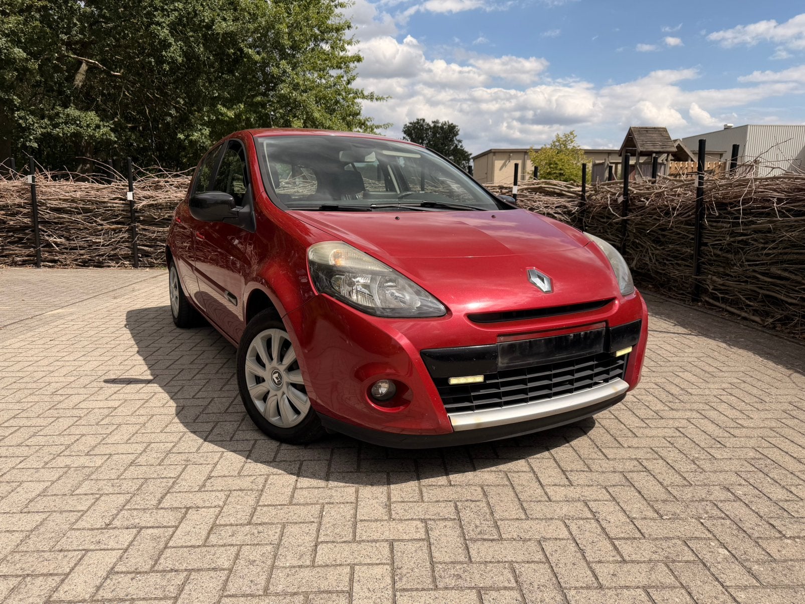 RENAULT CLIO 1.5 - Eerste eigenaar, Gekeurd, onderhoudsboek, Auto's, 4 cilinders, Particulier, Euro 4, Te koop