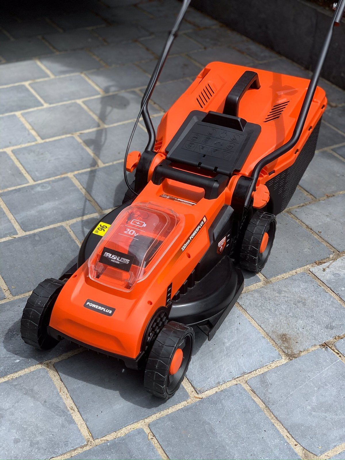 Accu grasmaaier powdpg75562, Tuin en Terras, Ophalen, Accu-grasmaaier, Zo goed als nieuw, Opvangbak
