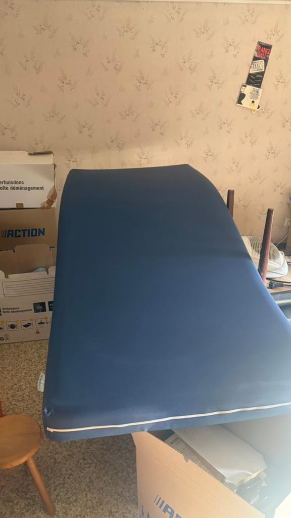Matras voor ziekenhuisbed afwasbaar, Enlèvement, Comme neuf, Matelas