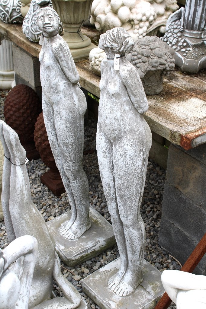 Standbeeld naakte vrouw moderne kunst in steen., Ophalen, Nieuw, Steen, Abstract beeld