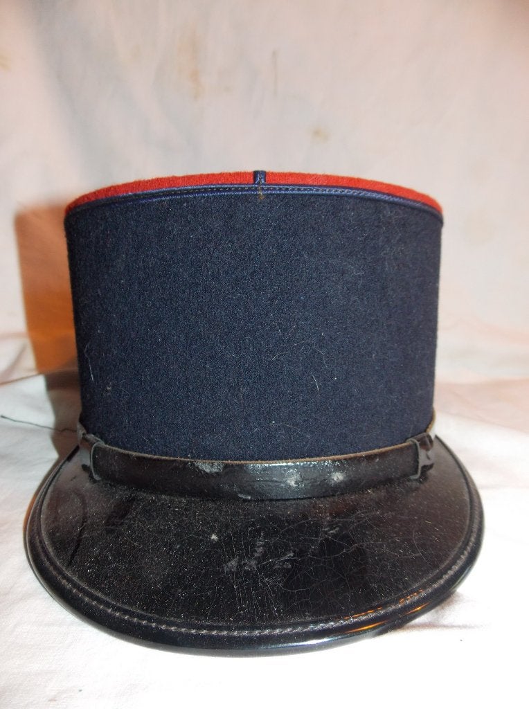 Kepi de la Legion Etrangere français (A), Collections, Enlèvement ou Envoi, Armée de terre, Casque ou Béret