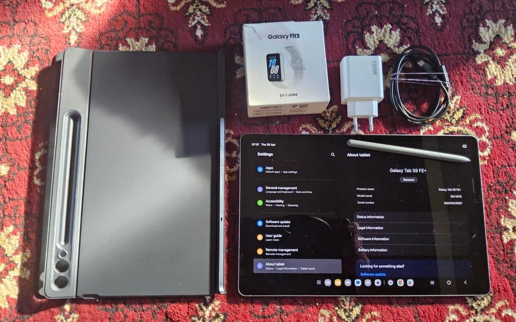 Samsung Galaxy Tab S9 FE+, 256 Go, presque neuf, accessoires, Informatique & Logiciels, Android Tablettes, Enlèvement ou Envoi