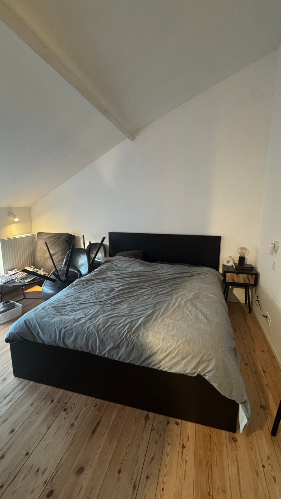 2peroons bed 160cm met matras en nachtkastje, Comme neuf, Enlèvement, 200 cm, Bois