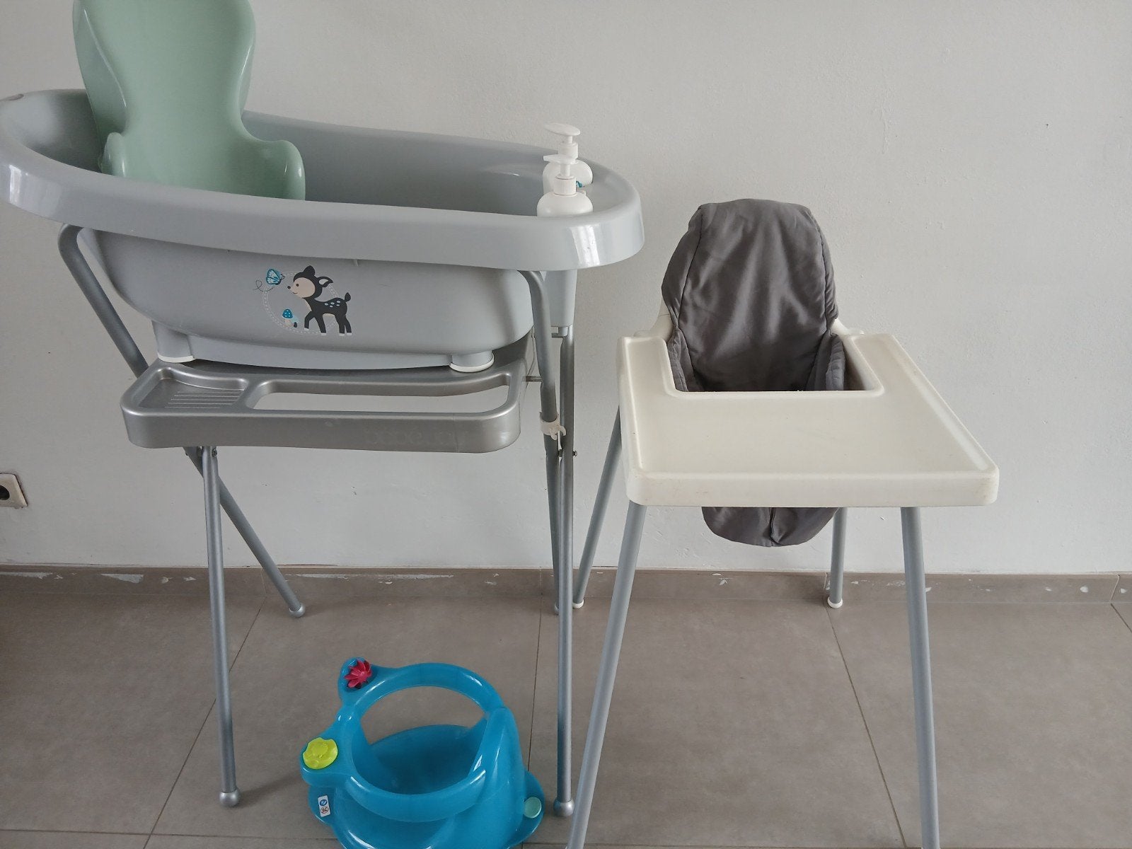 Baby badje+ringbadje+badzitje+babystoel, Kinderen en Baby's, Ophalen