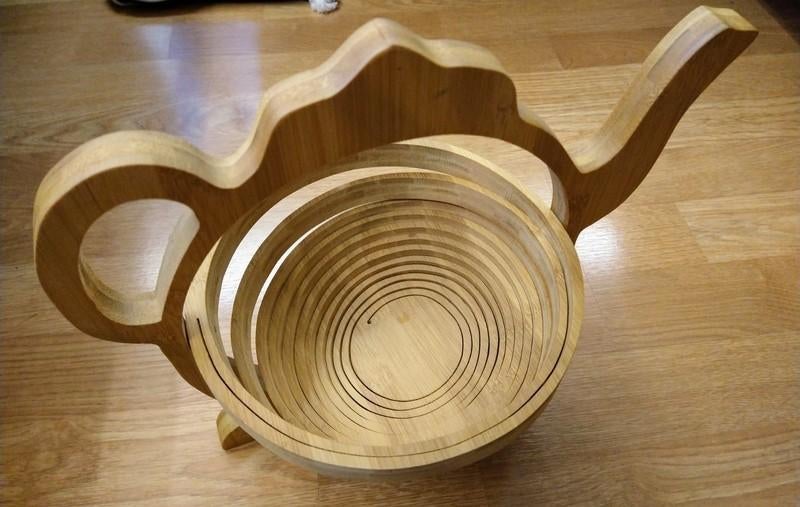 Houten fruitmand / potten onderzetter, Verzenden