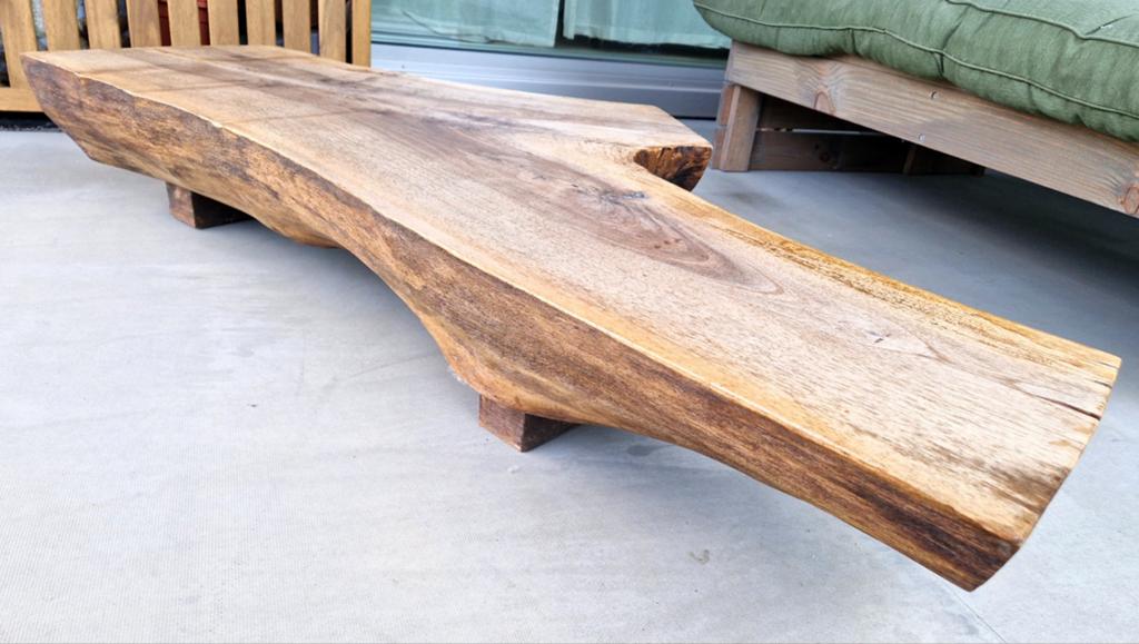 Table en chêne à bord vif fabriquée à la main, design authen, Enlèvement