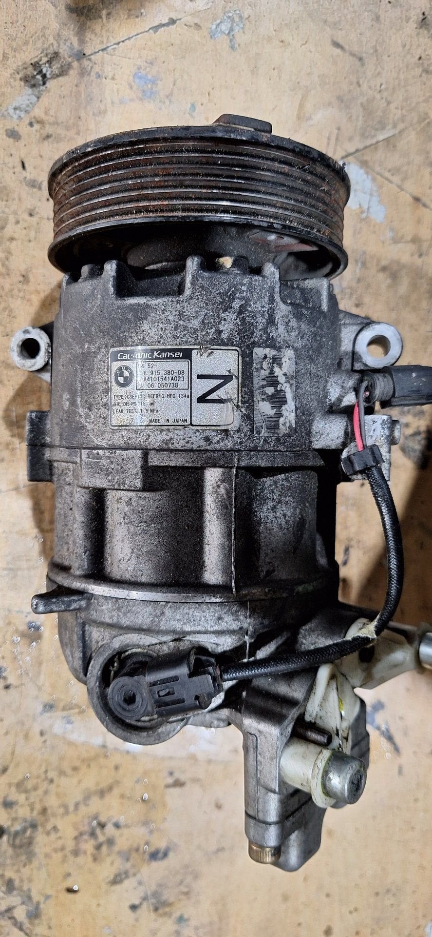 Originele Aircopomp BMW 1-Serie E87 / 3-Serie E90 | 6915380, -, Utilisé, -, Enlèvement ou Envoi