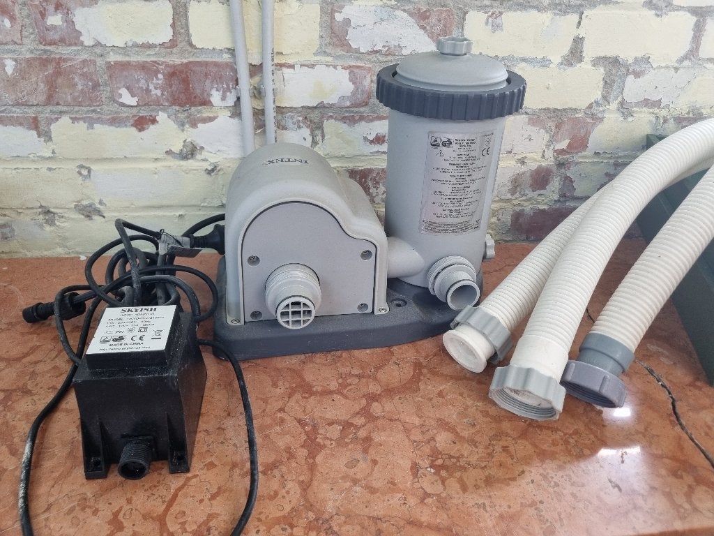 Intex zwembad pomp type 636G + slangen, Ophalen of Verzenden, Zo goed als nieuw, Filter