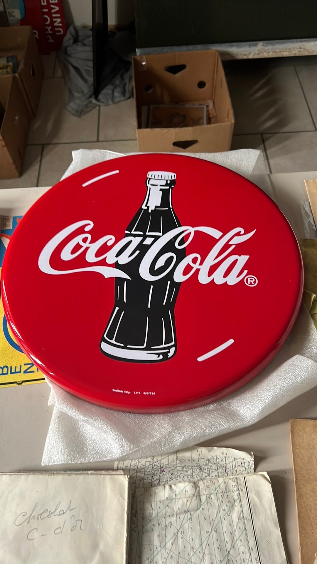 Zeldzame emaille Coca Cola button 1994 EB, Ophalen of Verzenden, Zo goed als nieuw