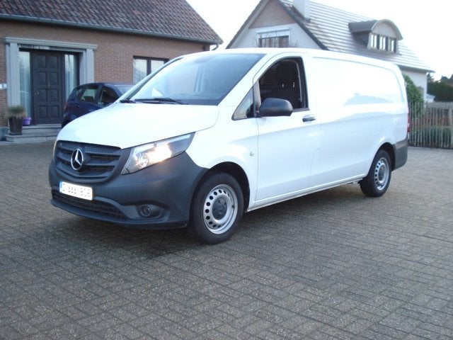 mercedes vito 114cdi autom navi trekh verw zetels 3 zitpl, Dealer onderhouden, 4 cilinders, 2000 kg, Wit