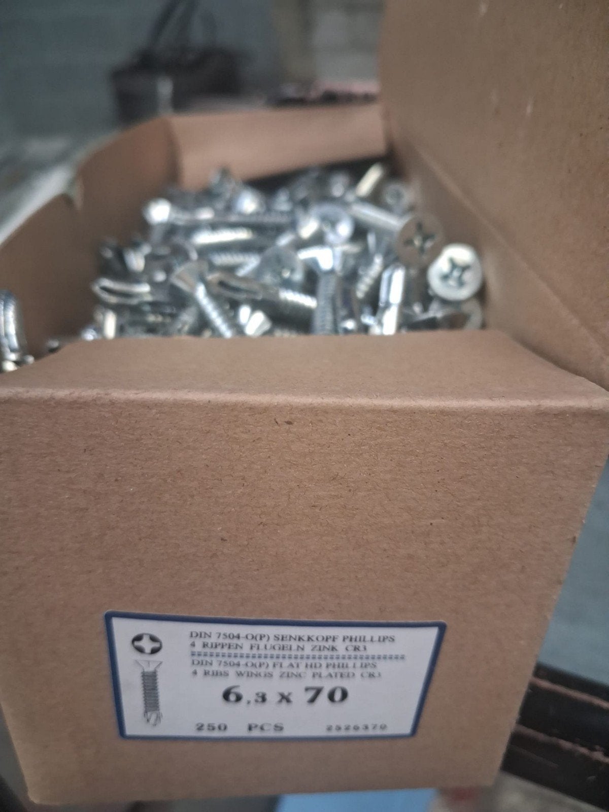 Vis autoforeuses DIN 7504-O(P) 6,3 x 70 – Lot de 9 boîtes, Bricolage & Construction, Enlèvement ou Envoi