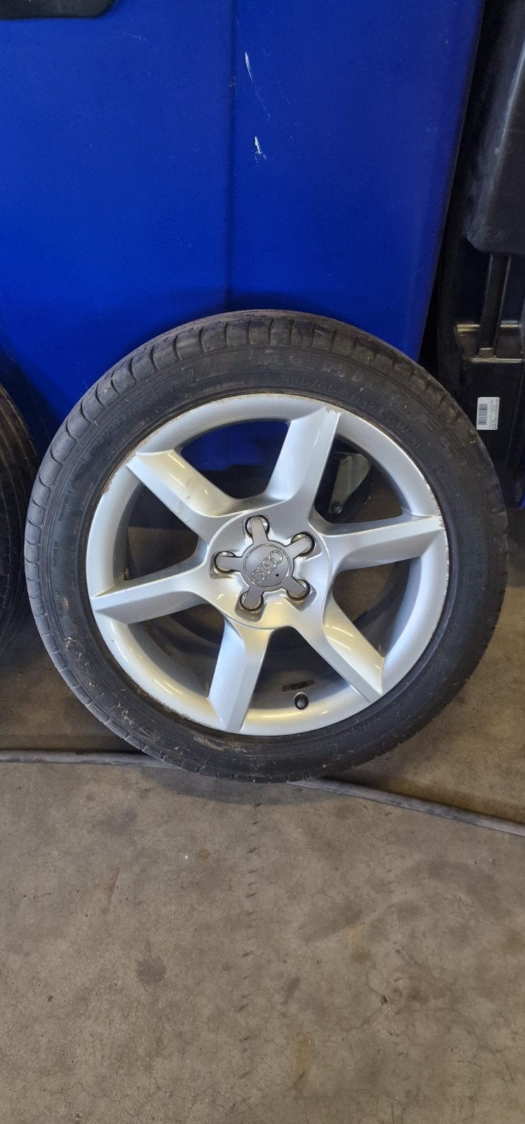Audi velgen A4 A5, Auto-onderdelen, Banden en Velgen, Ophalen, Banden en Velgen, 17 inch, All Season