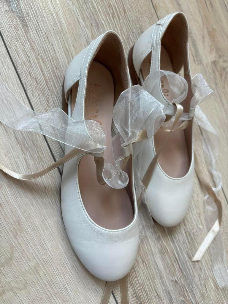 Communie / lentefeest schoenen (Merk: Beberlis) Maat 32, Ophalen, Zo goed als nieuw, Schoenen