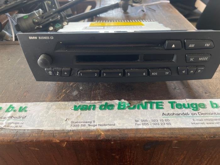 Radio CD Speler van een BMW 3-Serie, Gebruikt, -, -, Ophalen of Verzenden