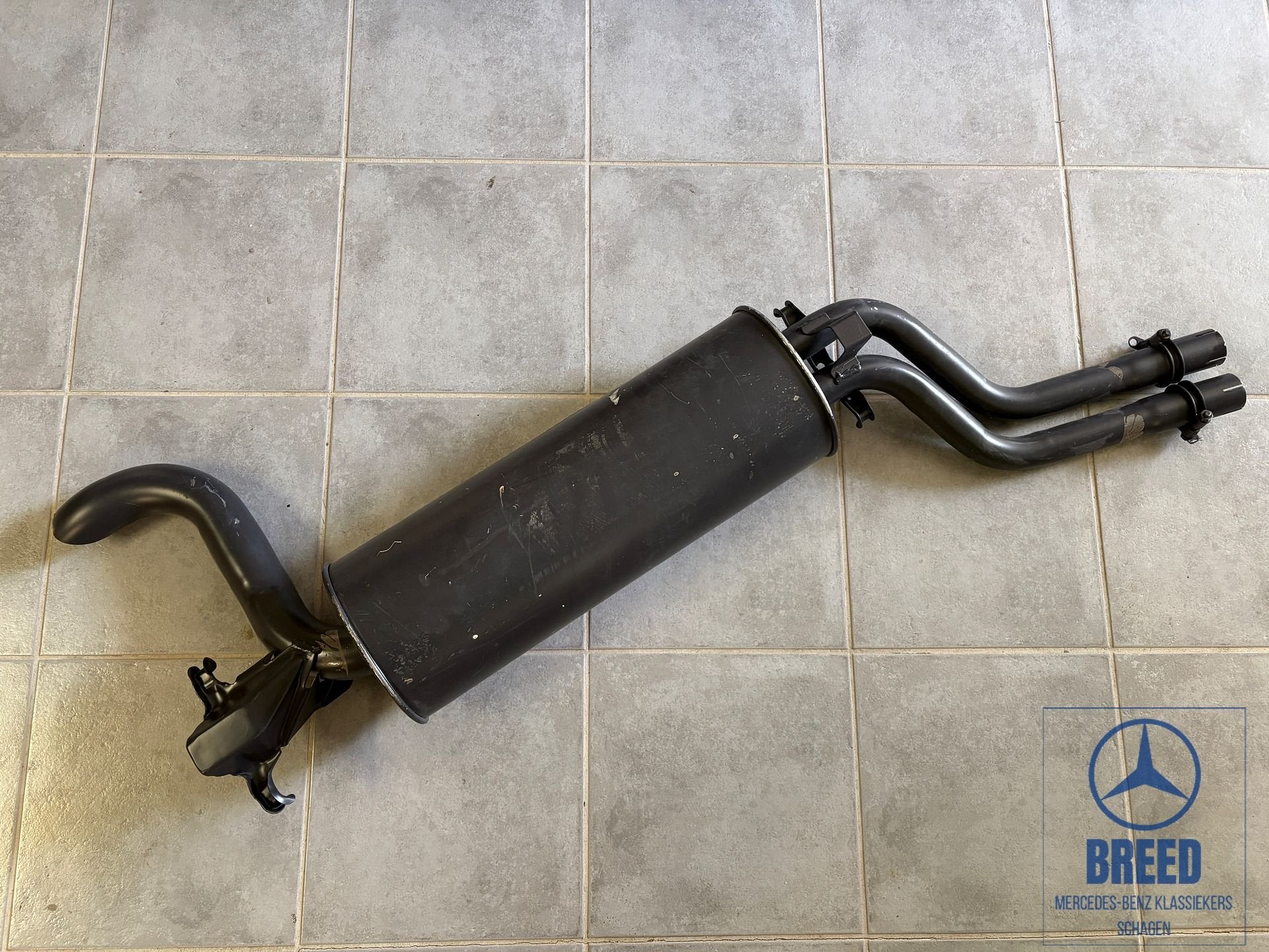 NOS einddemper voor Mercedes-Benz W123 S123 250T 280TE, Autos : Pièces & Accessoires, Neuf, -, -, Enlèvement ou Envoi