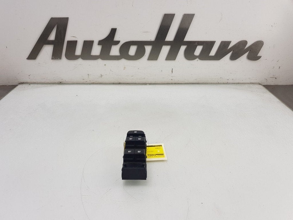 COMMUTATEUR VITRES ELECTRIQUES Kia Ceed Sportswagon (CDF), Autos : Pièces & Accessoires, Kia, Info@kia.de, Utilisé, Theodor-Heuss-Allee 11
60486  Frankfurt am Main, DE