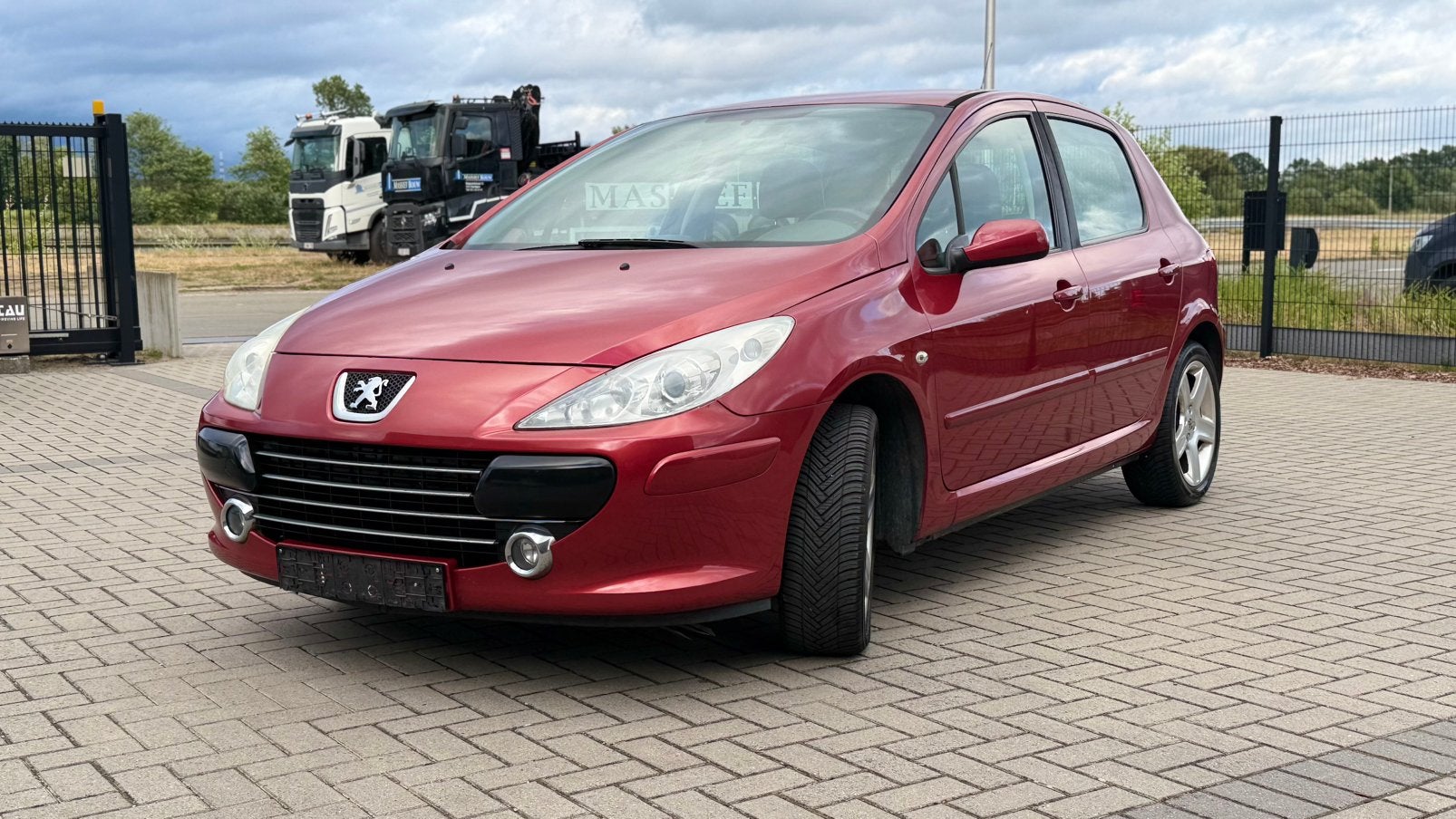 PEUGEOT 307 - BENZINE - 2006 - 225.000KM - MANUEEL, Auto's, Zwart, 4 cilinders, Leder en Stof, 5 deurs