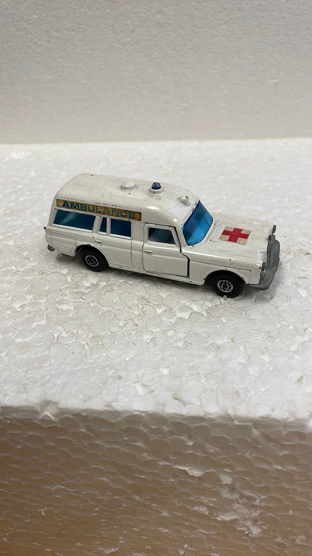 Matchbox Speedkings 26 Ambulance, Hobby en Vrije tijd, Modelauto's | 1:87, Ophalen of Verzenden, Zo goed als nieuw