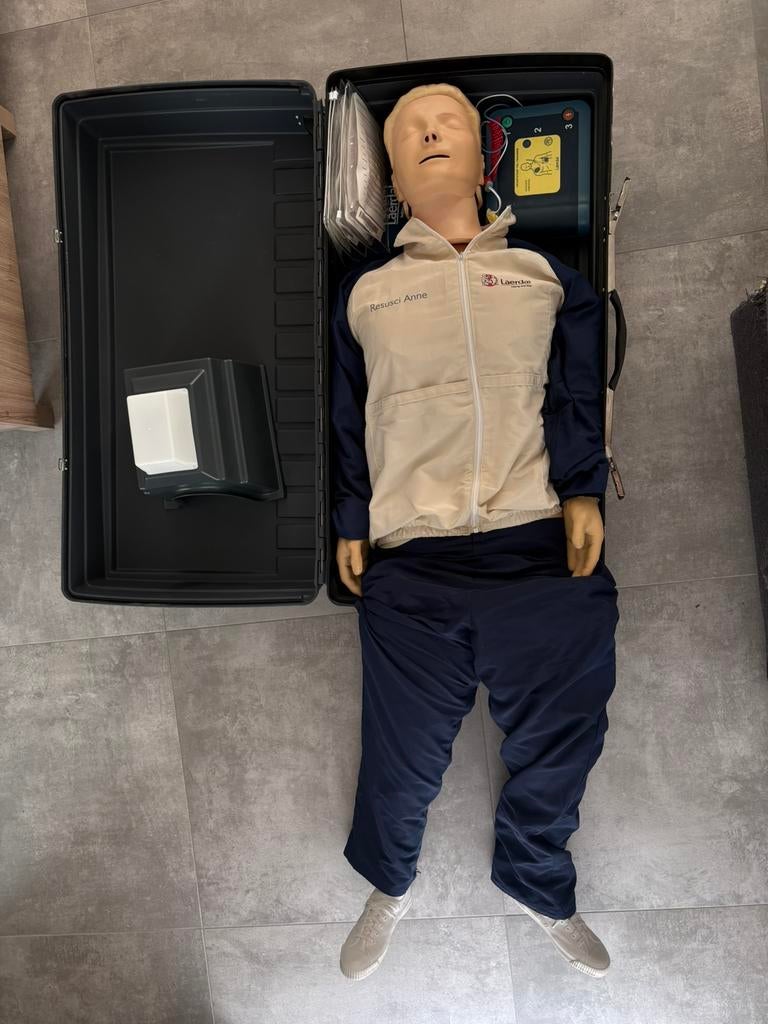Mannequin RCP Laerdal, Articles professionnels, Enlèvement