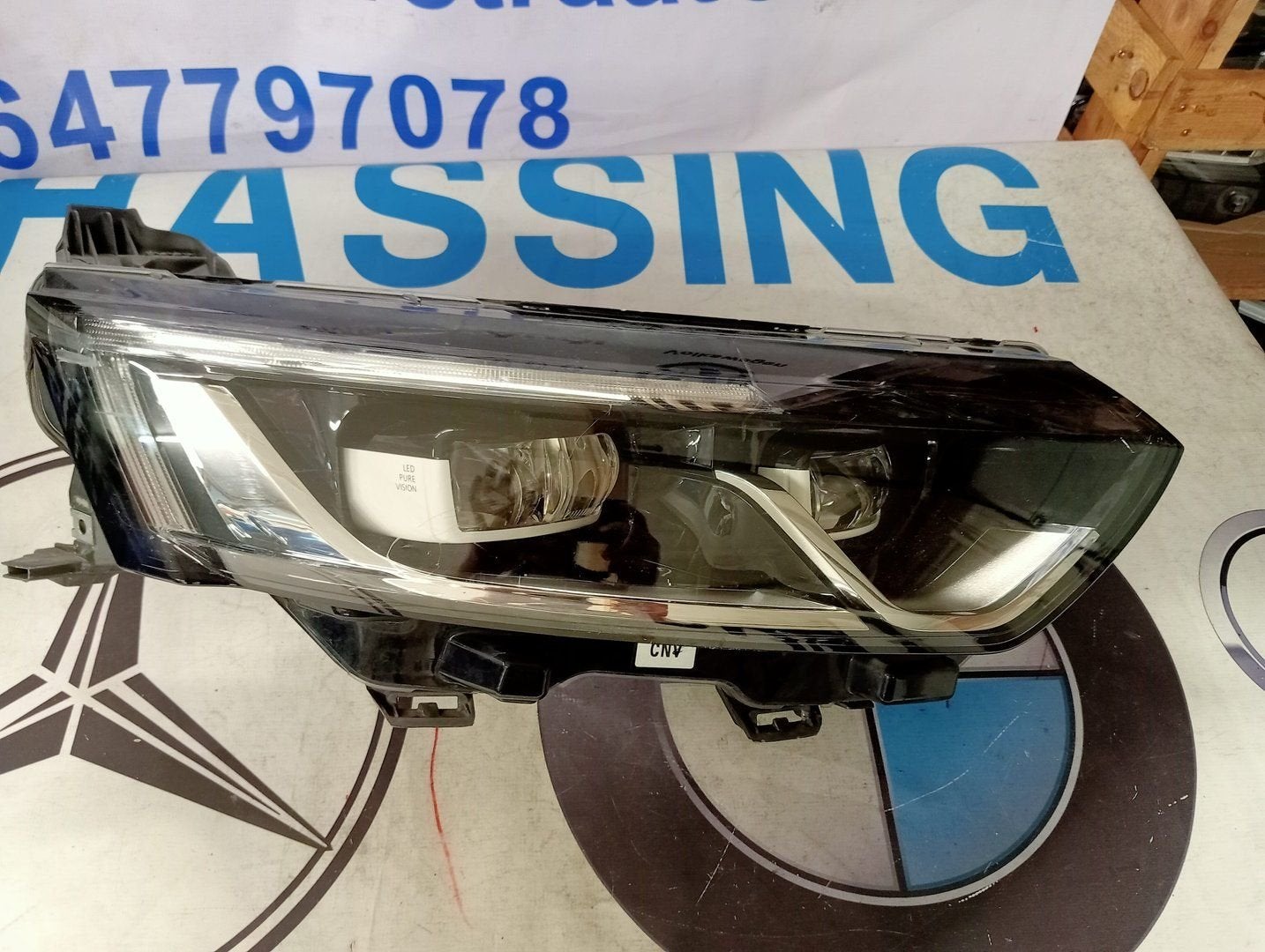 Renault KOLEOS KOPLAMP 260109289R, Renault, -, Utilisé, -