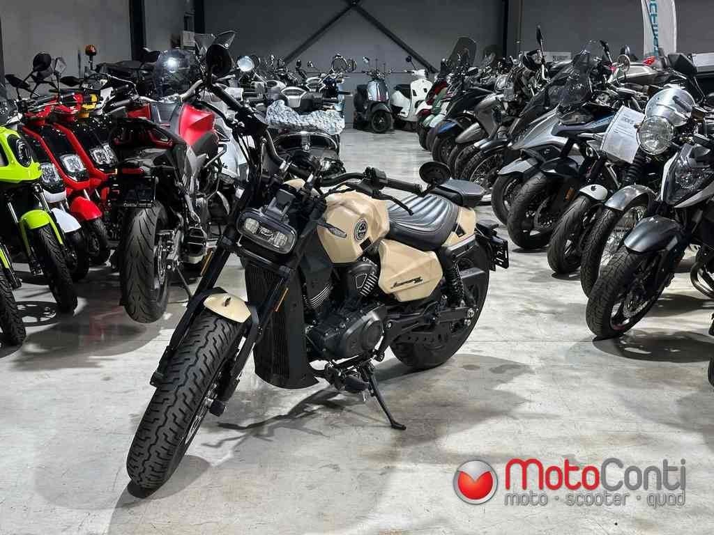 Benelli Leoncino Bobber 2026 [2316 km], Motoren, Motoren | Benelli, Bedrijf, Scooter, 12 t/m 35 kW, 2 cilinders, Occasion, Ophalen